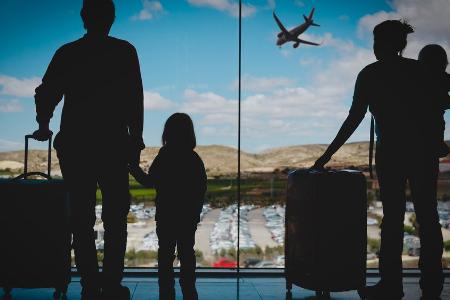 Direktflug oder Umsteigen: Wann sich der Aufpreis lohnt