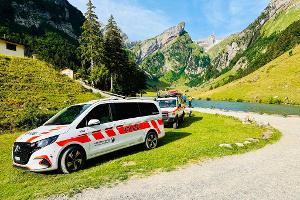 Ein 19-jähriger Deutscher ist beim Baden in einem Schweizer Bergsee ums Leben gekommen.
