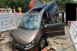 verunfallter PKW