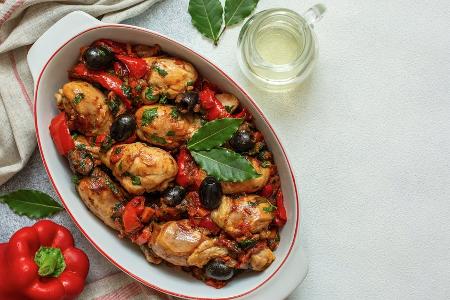 Pollo alla cacciatora: Schmorhähnchen auf italienische Art