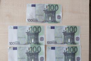 sichergestelltes Falschgeld 5x 100 EUR