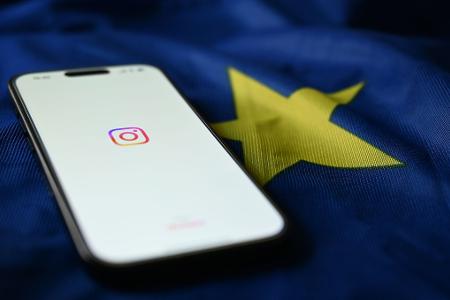Die EU sagt: Instagram muss das Mindestalter von 13 Jahren strenger kontrollieren. (Symbolbild) 