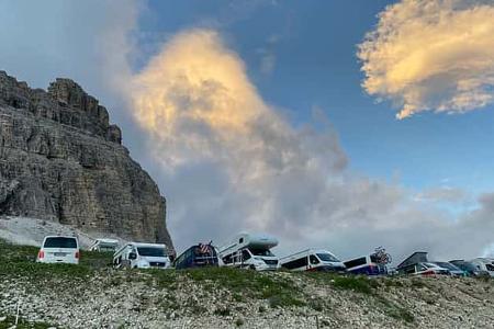 Wohnmobilstellplatz Auronzo Hütte im Nationalpark drei Zinnen Südtirol