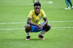 Vinicius Júnior entschuldigt sich bei Fans