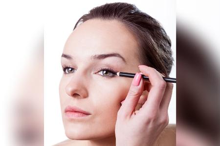 Dieser Kajal-Trick zaubert ausdrucksstarke Augen