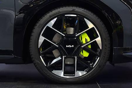 Kia EV4 GT