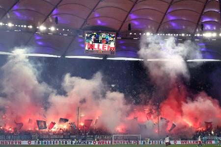 Pyro-Vergehen: Wieder hohe Geldstrafe für HSV