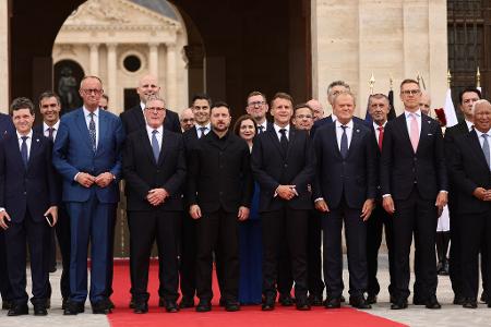 Die Koalition der Willigen hat in Paris über die weitere Unterstützung der Ukraine beraten.
