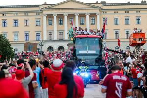 Das letzte "Ruuh": Zehntausende Fans empfangen Norweger in Oslo