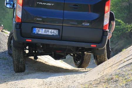 Sunlight Cliff 4x4 Ford Transit Gelände-Training