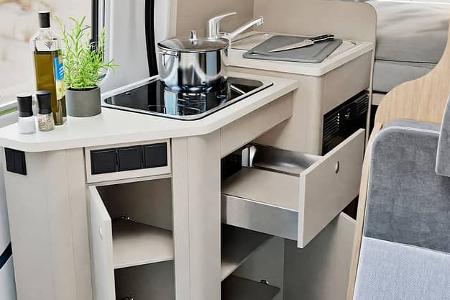 Premiere Carado Campingbus Küche