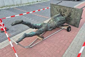 Bild der abgetrennten Statue