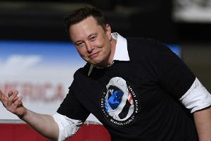 Elon Musk wurde mit dem SpaceX-Börsengang zum ersten Menschen mit einem Billionenvermögen - zumindest auf dem Papier. (Archivbild)