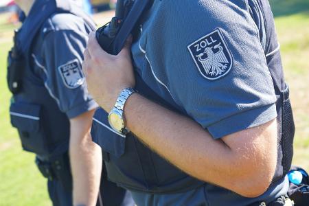 Die Finanzkontrolle Schwarzarbeit informiert am Tag der offenen Tür ausführlich über die Bekämpfung von Schwarzarbeit und illegaler Beschäftigung (Foto: Hauptzollamt Schweinfurt)