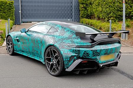 Erlkönig Aston Martin Vantage RS
