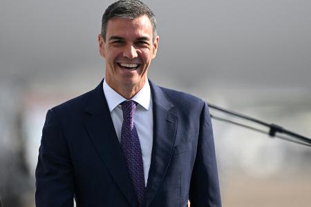 Spaniens Ministerpräsident Sánchez kommt zum WM-Finale