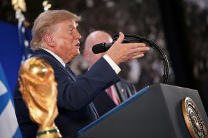 Kane "in die Abwehr"? Trump wundert sich über Tuchels Taktik