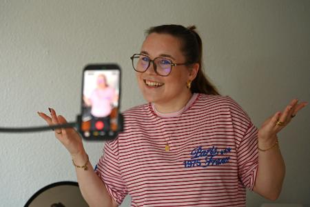 Angefangen hat Sarah Fabians UGC-Karriere mit Videoideen auf ihren eigenen Instagram- und TikTok-Kanälen.