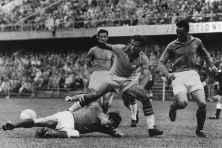1958: Vavá
