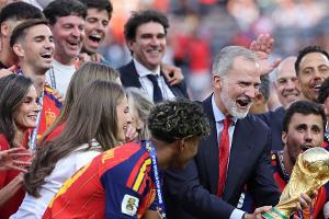 WM-Finale 2026: Felipe VI. und Familie jubeln über Spaniens Triumph
