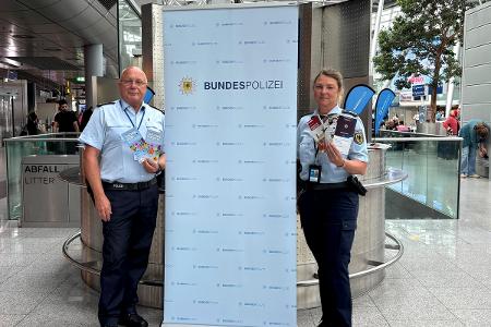 Der Präventionsstand der Bundespolizeiinspektion Flughafen Düsseldorf am 20.07.2026