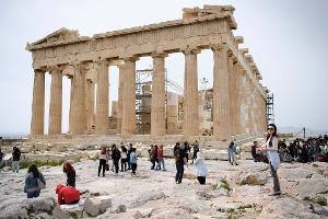 Noch ist nicht bekannt, warum ein Touristenpaar an der Akropolis angegriffen wurde. (Archivbild)