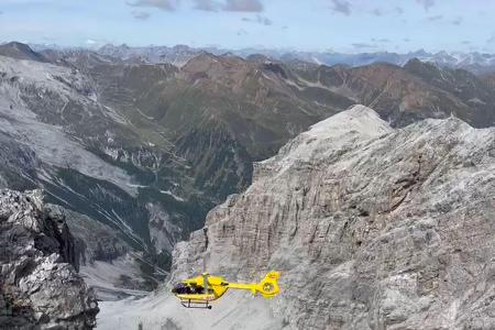 Die Bergwacht hatte auch einen Hubschrauber im Einsatz. (Archivbild)