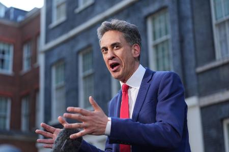 Ed Miliband ist neuer Außenminister.