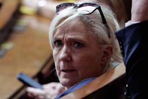 Marine Le Pen hat Revision gegen ihre Verurteilung wegen Veruntreuung von EU-Geldern eingelegt (Archivbild).