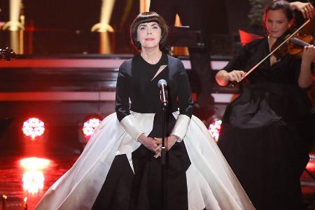 Mireille Mathieu: Der alterslose Spatz von Avignon