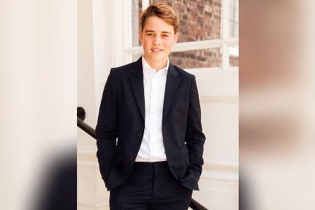 Prinz George wird 13: Royals veröffentlichen neues Porträt im Anzug