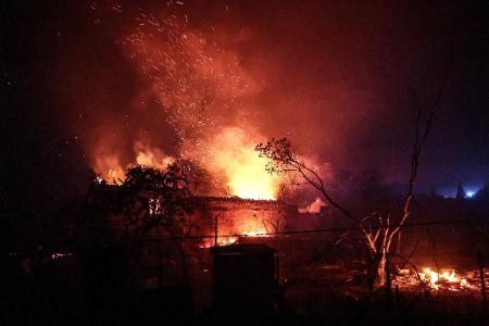 Südfrankreich: Haus von Waldbrand zerstört