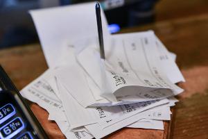 Papierbons sollen bald der Vergangenheit angehören.