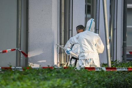 Die Gefahr ist abgewendet - nun ist die Spurensicherung dran. 