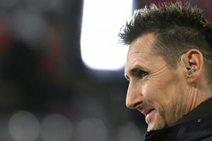 Klose ruft zu Zusammenhalt auf - "Vorbild" Argentinien