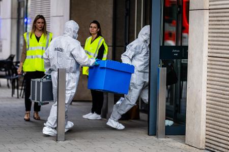 Eine Frau wurde in dem Stuttgarter Einkaufszentrum schwer verletzt.