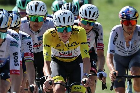 Heldentat im Hexenkessel: Pogacar siegt in Alpe d'Huez