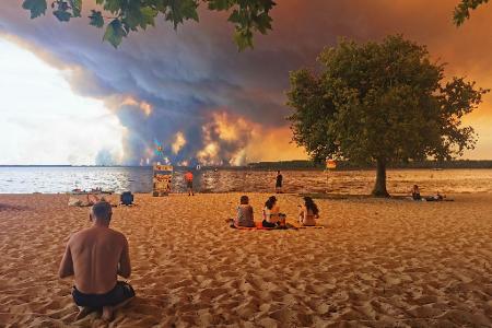 Noch ist der beliebte Urlaubsort Lacanau nicht direkt von dem Waldbrand bedroht.