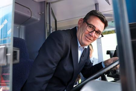 Der neue Premier kündigte mehrere Maßnahmen zur Kostenerleichterung an. 