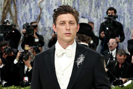 Tom Francis