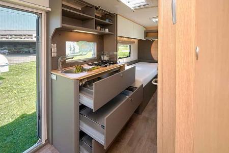 Küche, LMC Videro 510 E, Caravan, Wohnwagen, Luxus