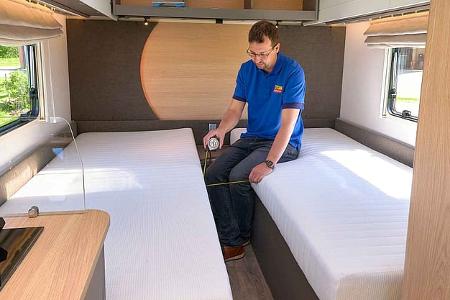 Betten, LMC Videro 510 E, Caravan, Wohnwagen, Luxus
