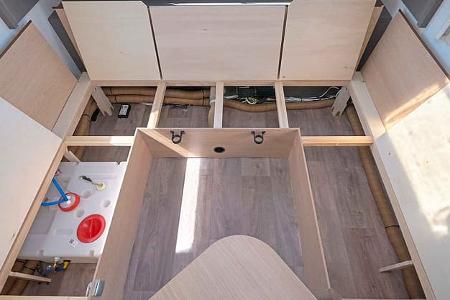 Sitztruhen, LMC Videro 510 E, Caravan, Wohnwagen, Luxus