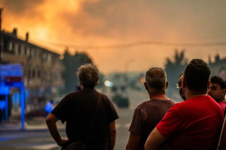 Besonders verheerend waren in Spanien die Feuer in der Umgebung von Madrid sowie in den benachbarten Provinzen Ávila und Toledo.