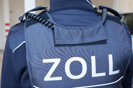 Bei Steuerkontrollen im Hochsauerlandkreis stellte der Zoll in einem Geschäft illegale Tabakwaren sicher/Foto: Hauptzollamt Bielefeld