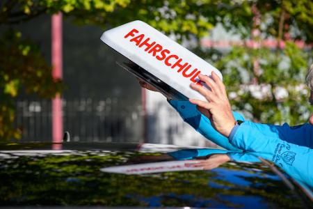 Eine Reform soll Führerscheine billiger machen. (Archivfoto)