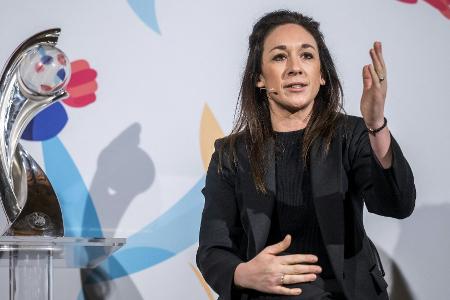 Bericht: Merz holt Ex-Nationalspielerin Keßler ins Kanzleramt