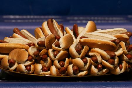 1350 Fußballfelder: 675.000 Hotdogs in WM-Stadien verkauft