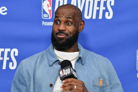 Sixers heißen James willkommen: 