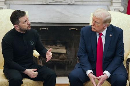 Zu Beginn von Trumps zweiter Amtszeit eskalierte ein Besuch Selenskyjs im Oval Office. (Archivbild)